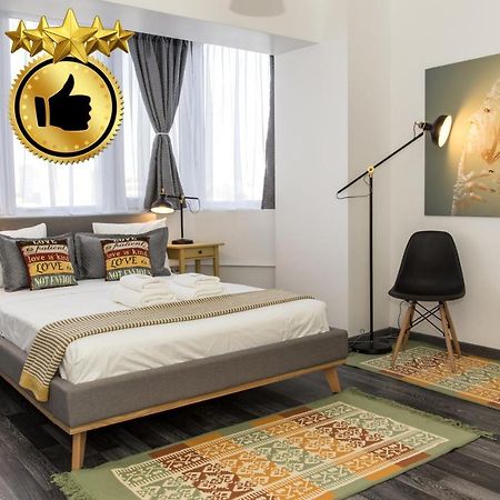 Studio L By Mrg Apartments Bucharest Luaran gambar