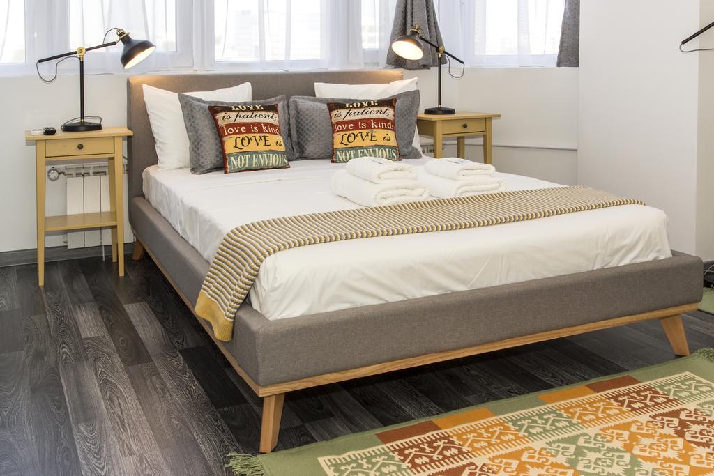 Studio L By Mrg Apartments Bucharest Luaran gambar