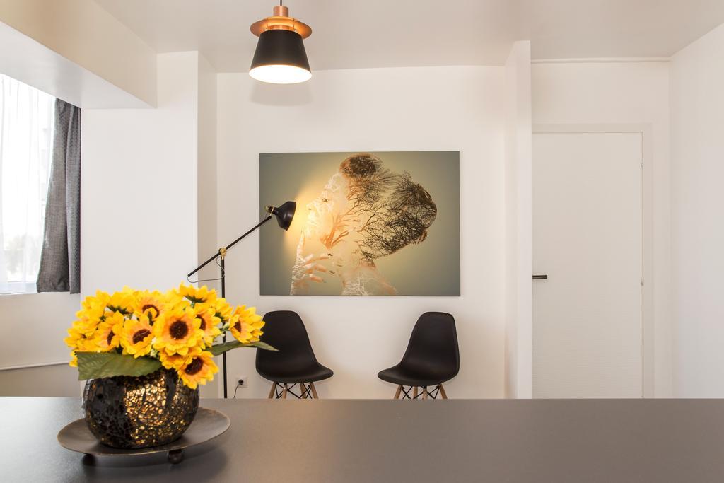Studio L By Mrg Apartments Bucharest Luaran gambar