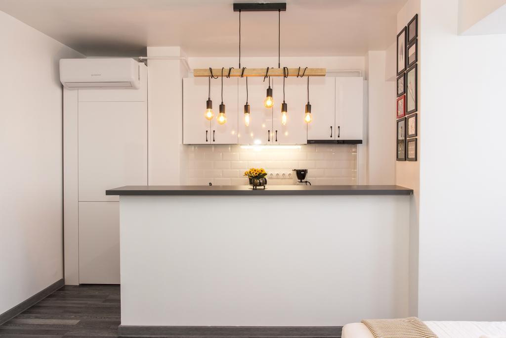 Studio L By Mrg Apartments Bucharest Luaran gambar